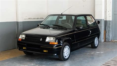 1988 Renault Baccara Super 5 VIN: 01400269 .